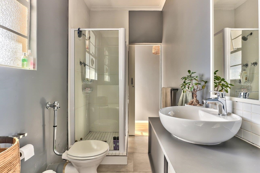 To Let 2 Bedroom Property for Rent in Zonnebloem Western Cape